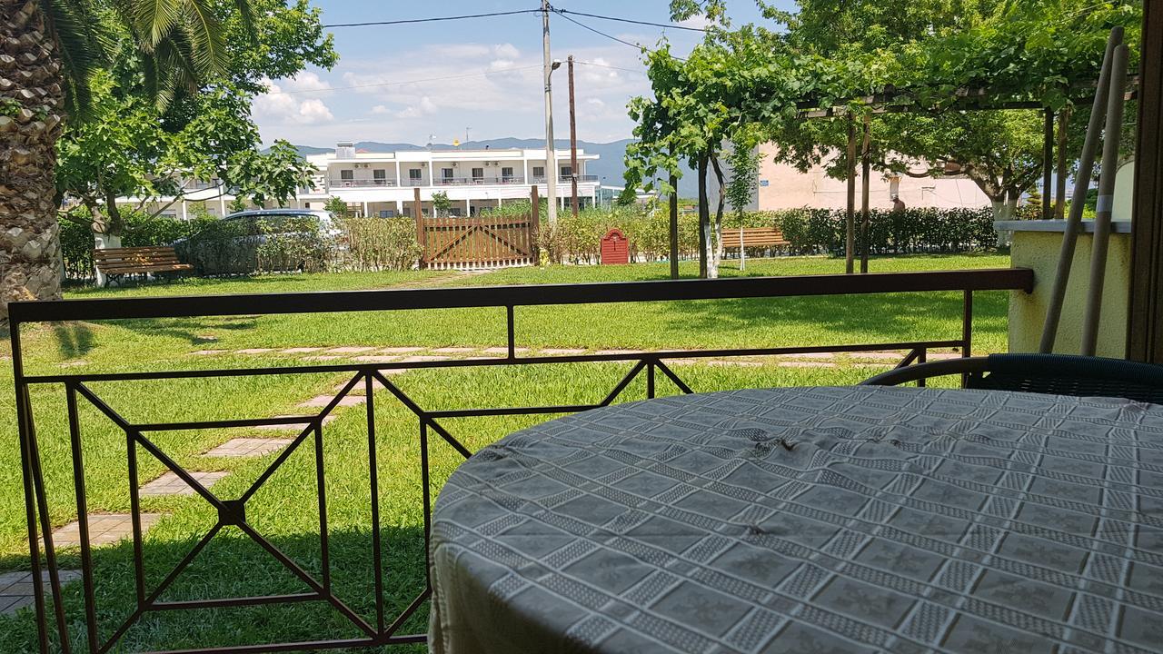 Lotos Apartments Stavros  Exterior photo